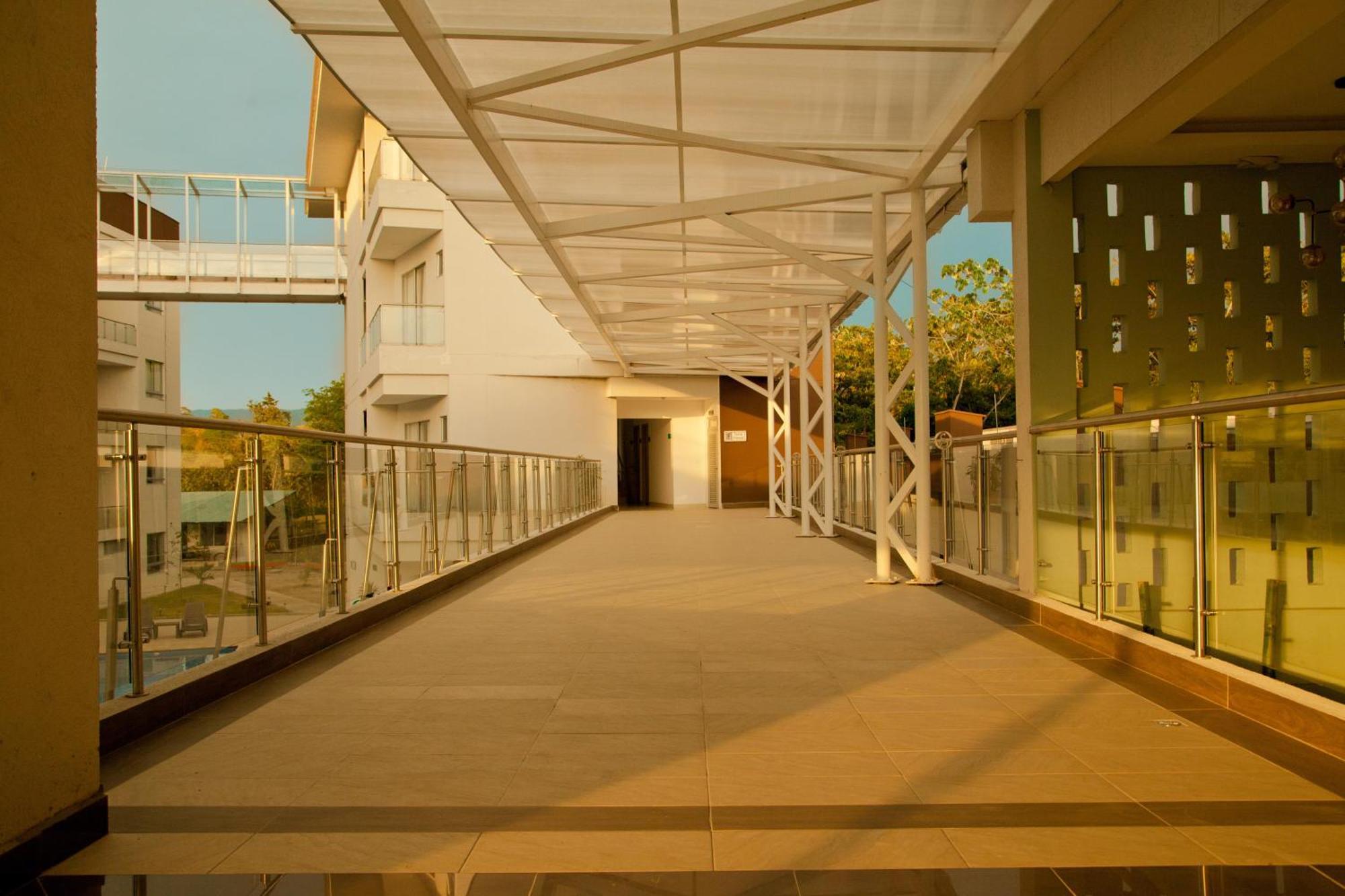 Santa Sofia Hotel Puerto Salgar
